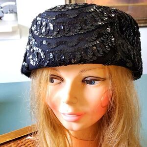 Vintage wool black hat with sequins 1950 Christine Original. Very good condition